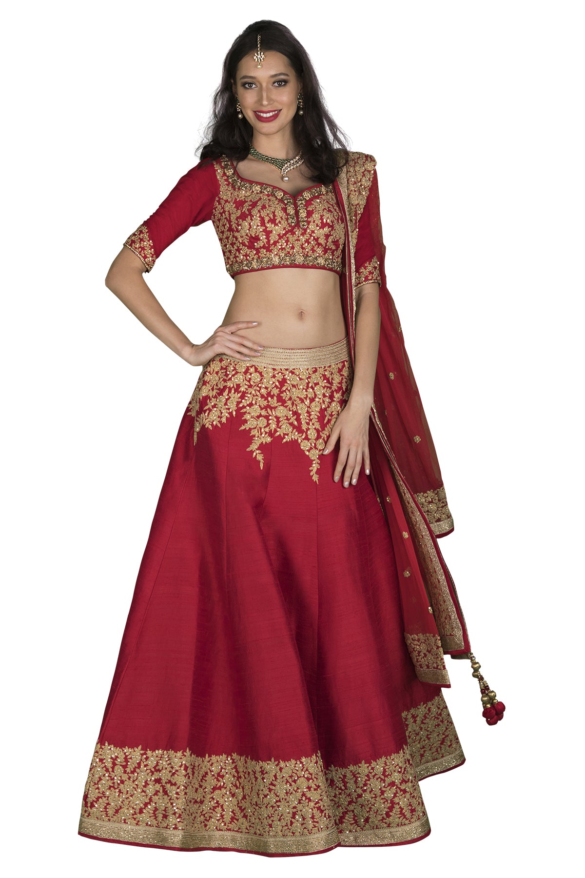 Red lehenga with gold machine work is the perfect lehenga for the bride or the bride's sister
