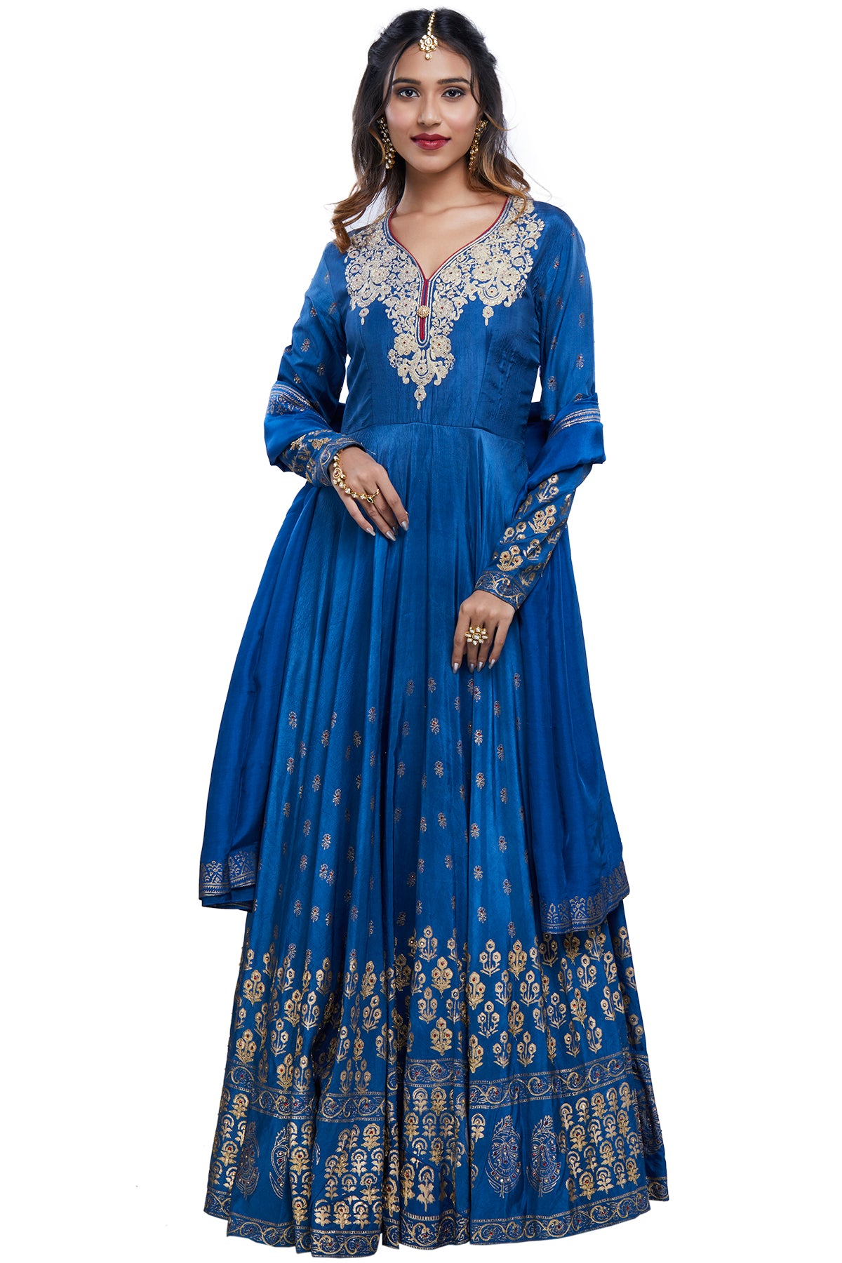 Mature and oh-so-tasteful, our classic blue anarkali gown with fold embellishments and a gold dupatta is truly one for the ages.