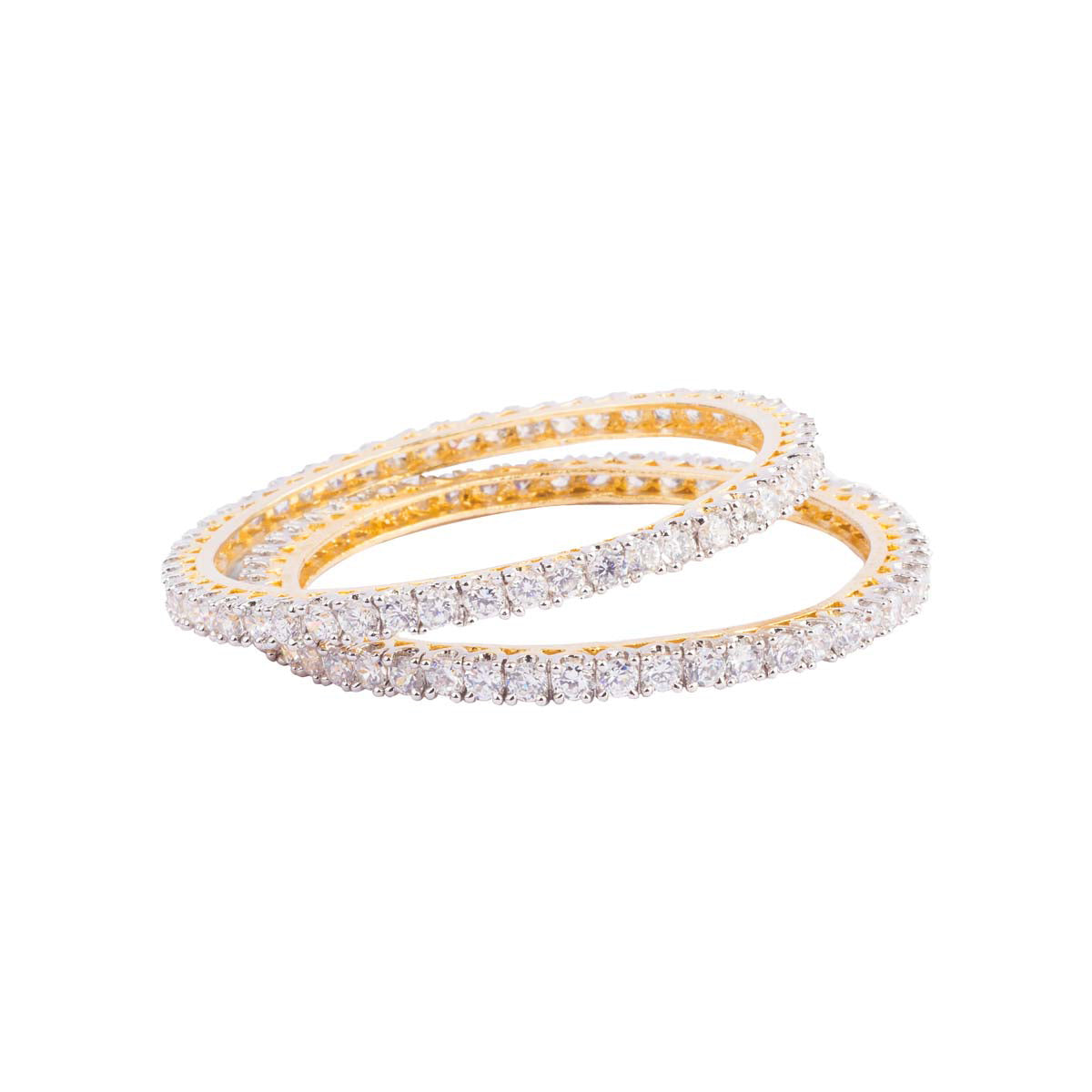 Simple, subtle, yet striking and oh-so-stylish, our single-lined solitaire bangles are studded with dreams.