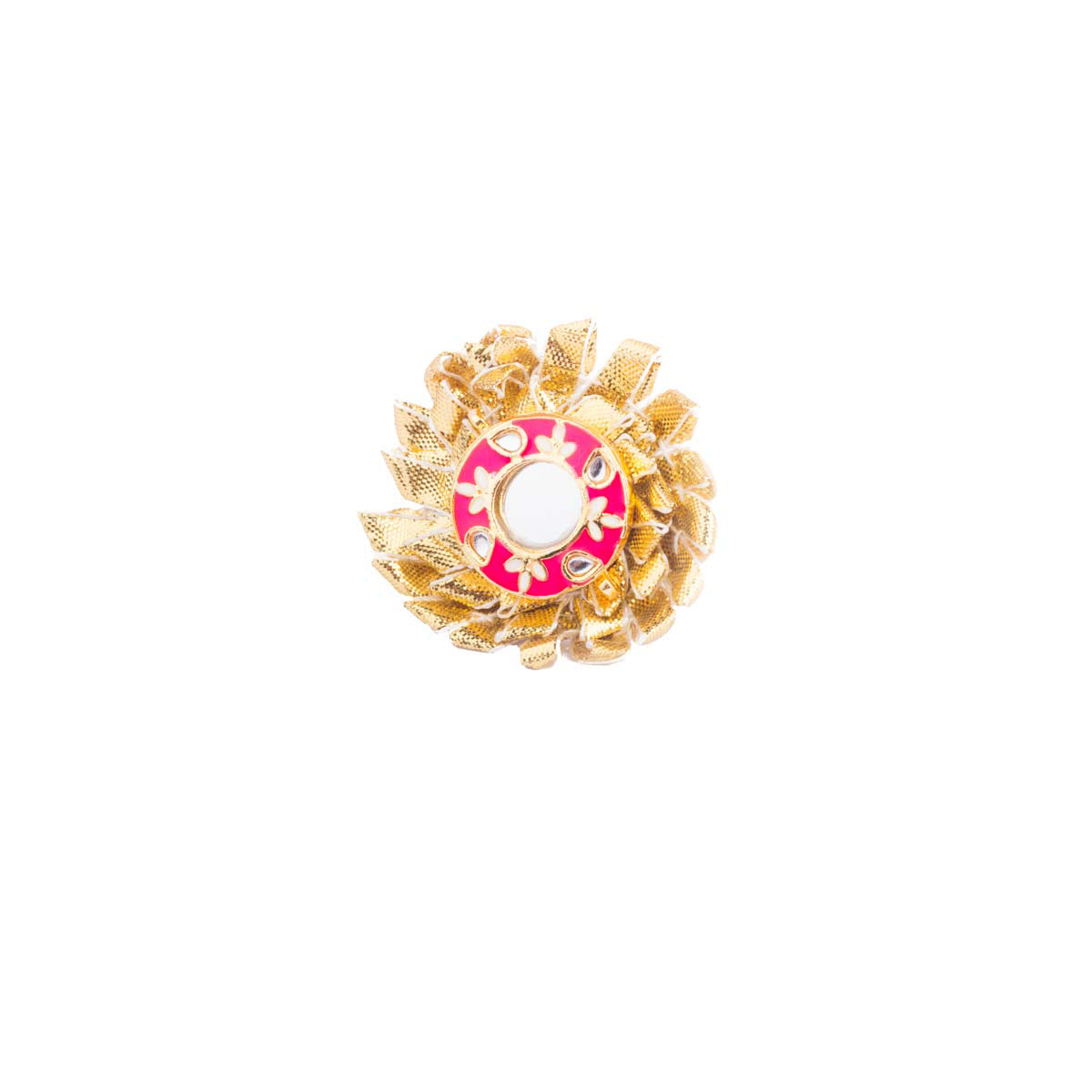 Ideal for a destination wedding, turn on the chic with this gota floral ring finished in the center with enamel and mirror.