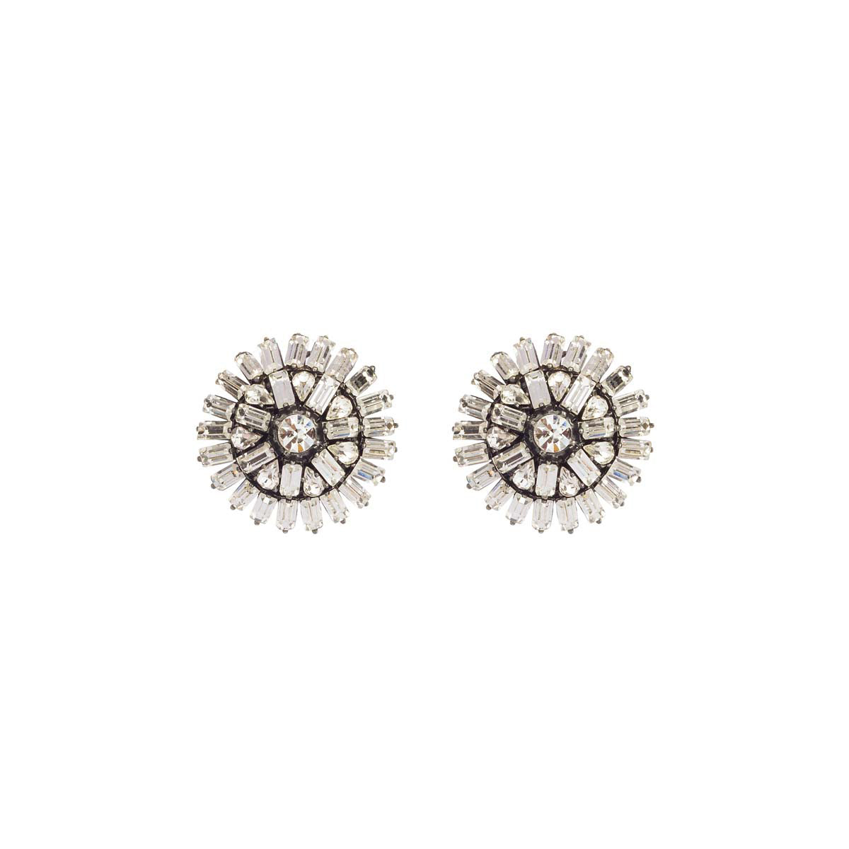 These earrings will be your ultimate rock when you need them the most! They are exquisite in their stone detailing with rhodium plating and luxurious Swarovski crystals.