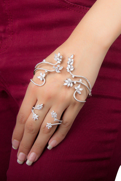 Palm Cuff with Ring